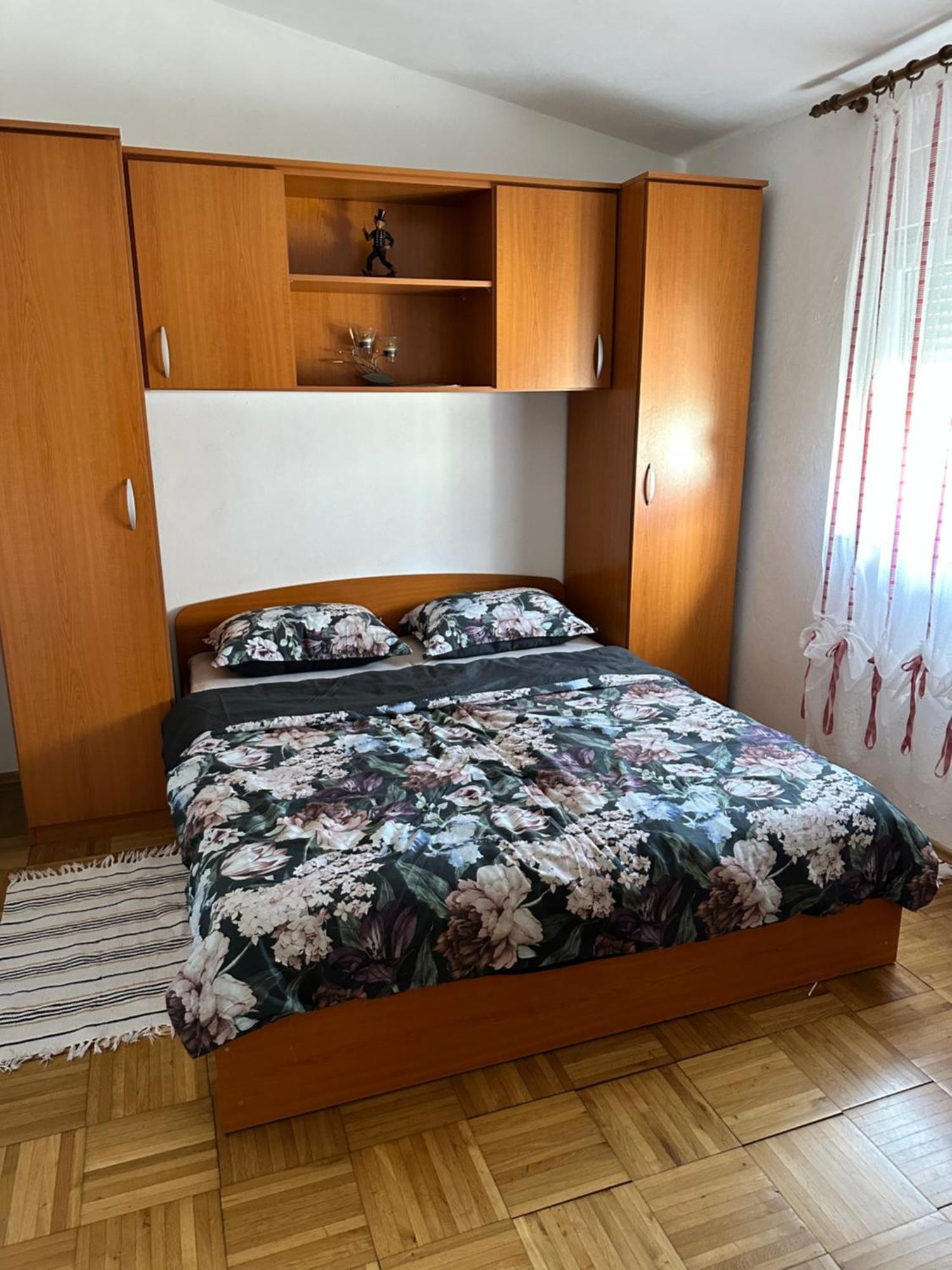 Apartments Kristina Vir Εξωτερικό φωτογραφία